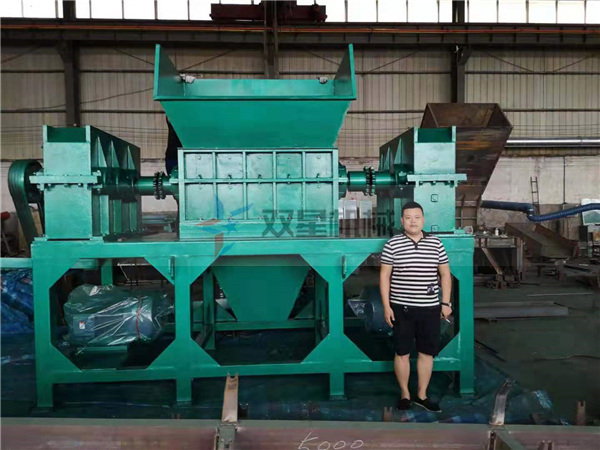 金屬撕碎機(jī)可以用來(lái)干什么？金屬撕碎機(jī)零部件都有哪些？