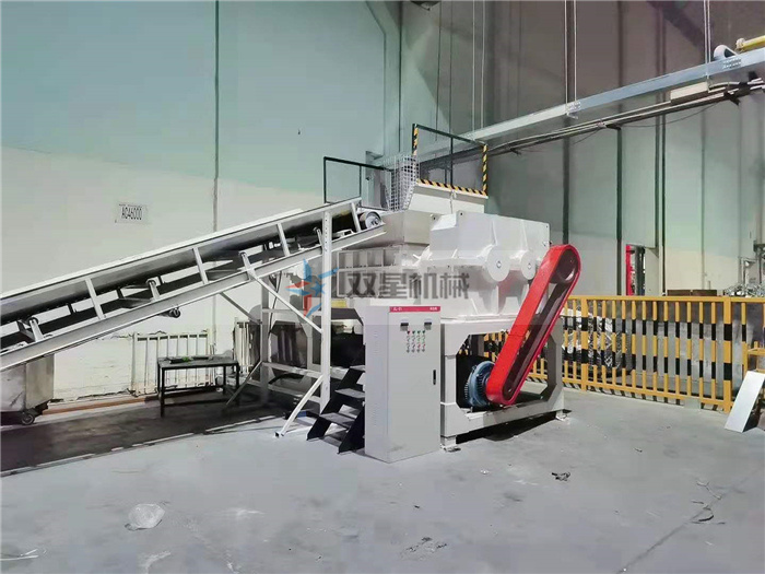 1000型重型雙軸撕碎機(jī)型號參數(shù)表